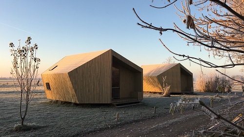 Ecolodges tiny houses winter Friesland