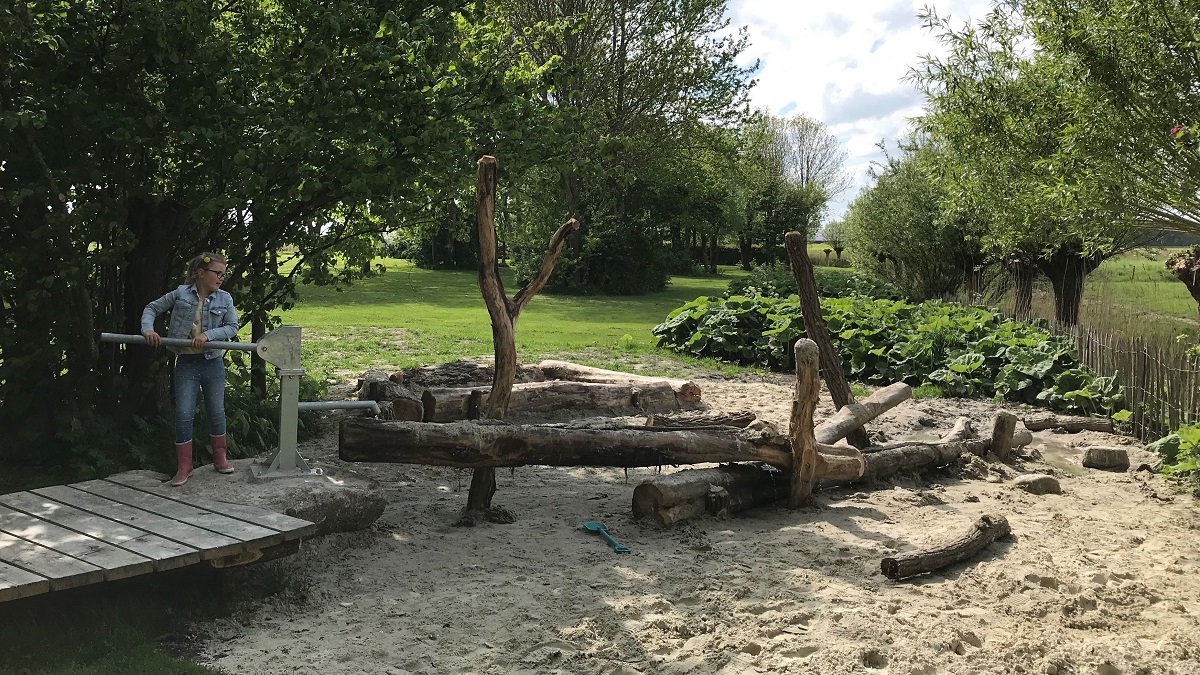 Nieuwe waterspeelplaats camping Friesland